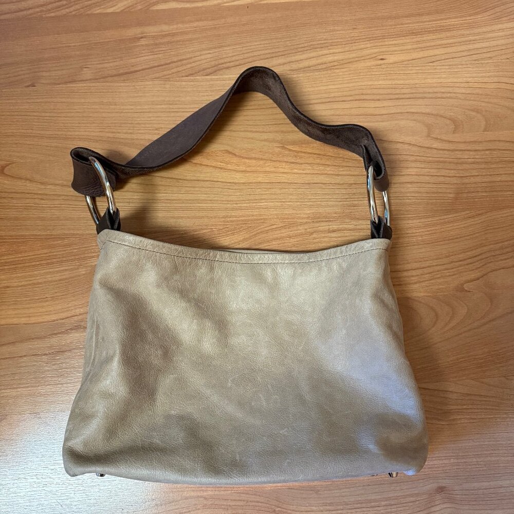Lynn Tallerico Tracy small shoulder handbag